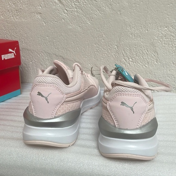 Puma - Ladies’ Sneakers - Picture 3 of 8